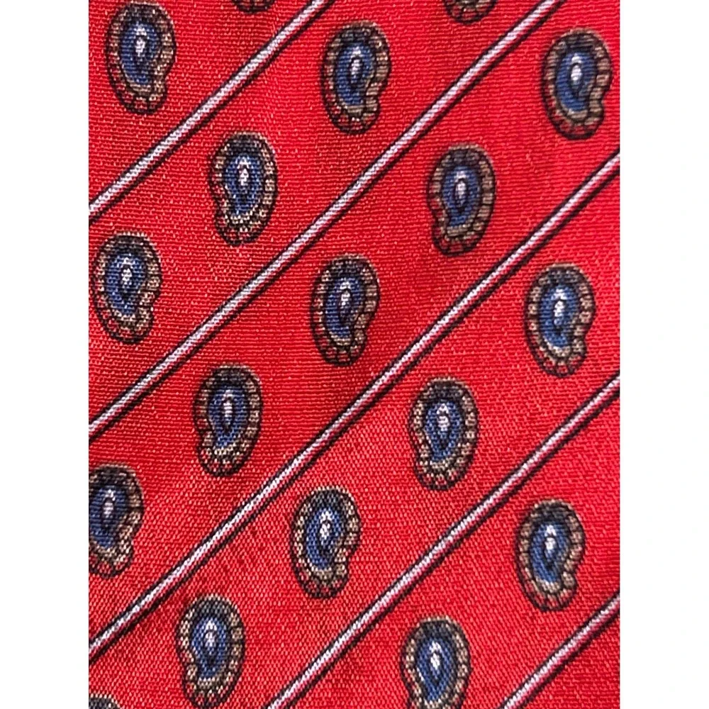 VTG Specialty House‎ 100% Silk Necktie Accessory Red Paisley 2.25